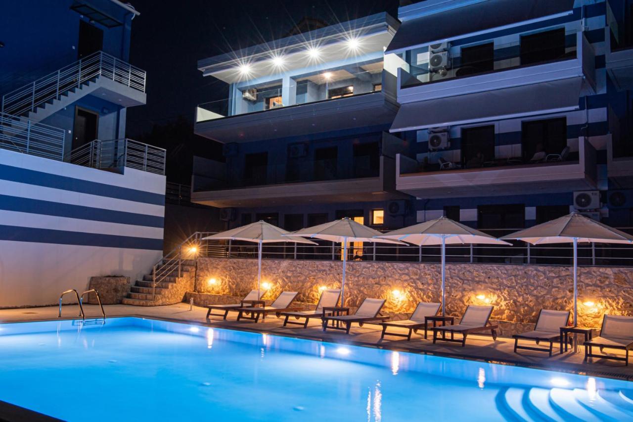 Blue House Luxury Apartment Nikiana Exteriér fotografie